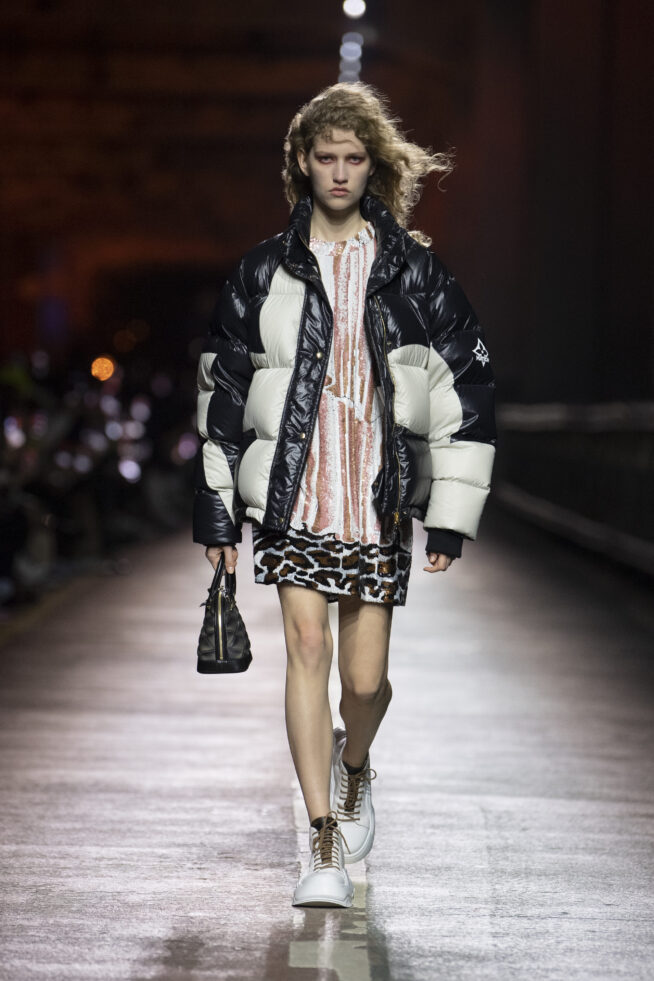 LOUIS_VUITTON_PREFALL23_0017