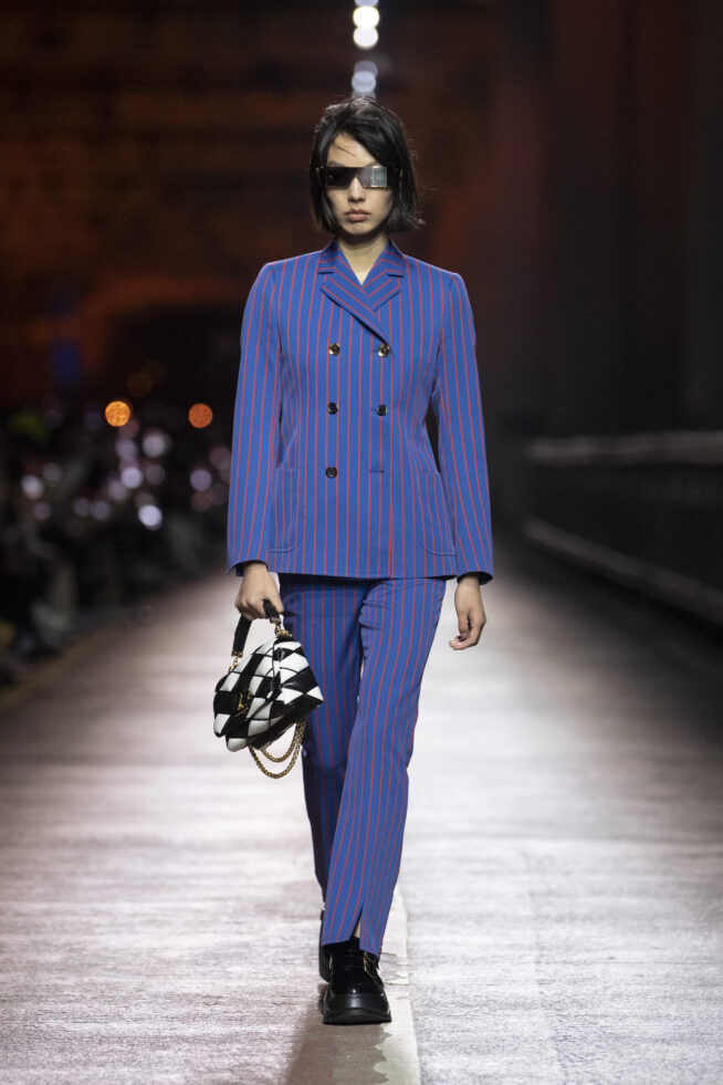 LOUIS_VUITTON_PREFALL23_0020