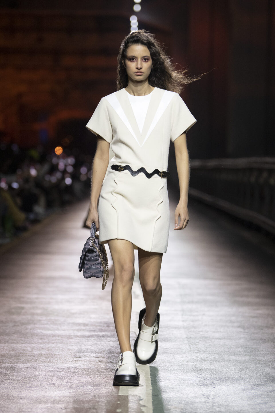 LOUIS_VUITTON_PREFALL23_0023