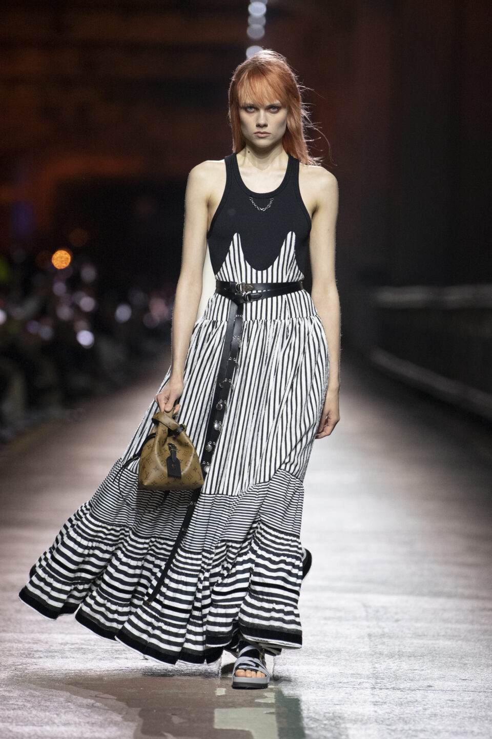 LOUIS_VUITTON_PREFALL23_0039