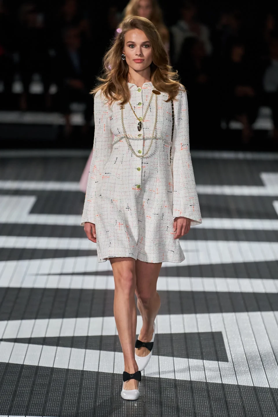 00011-chanel-resort-2024-credit-gorunway