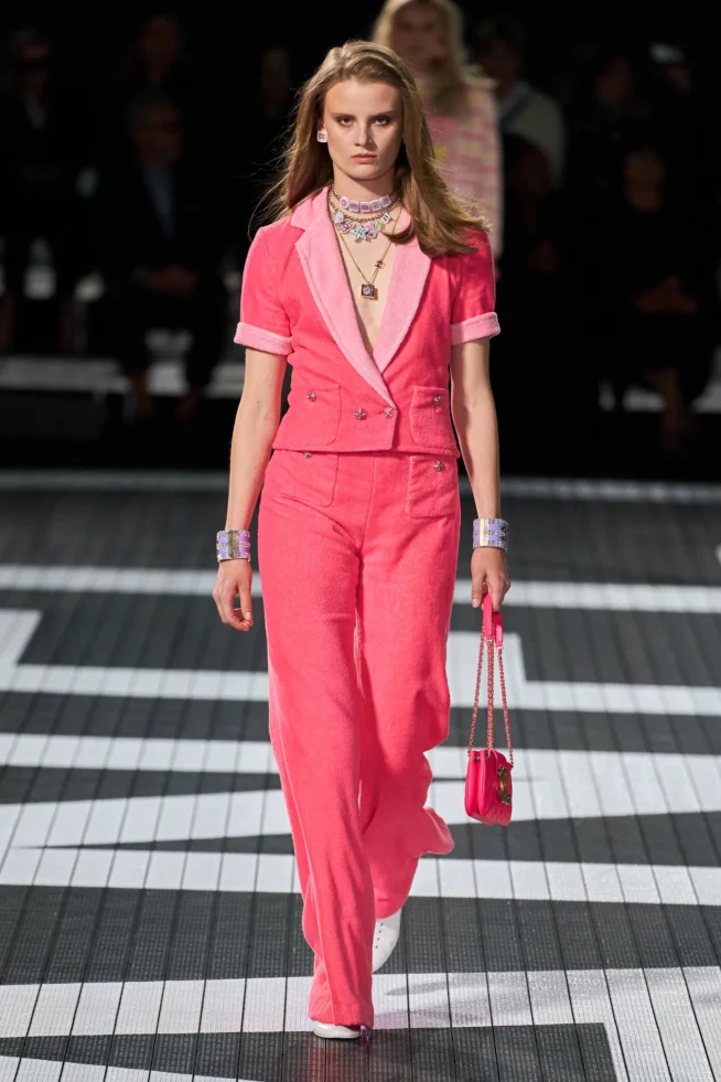 00019-chanel-resort-2024-credit-gorunway