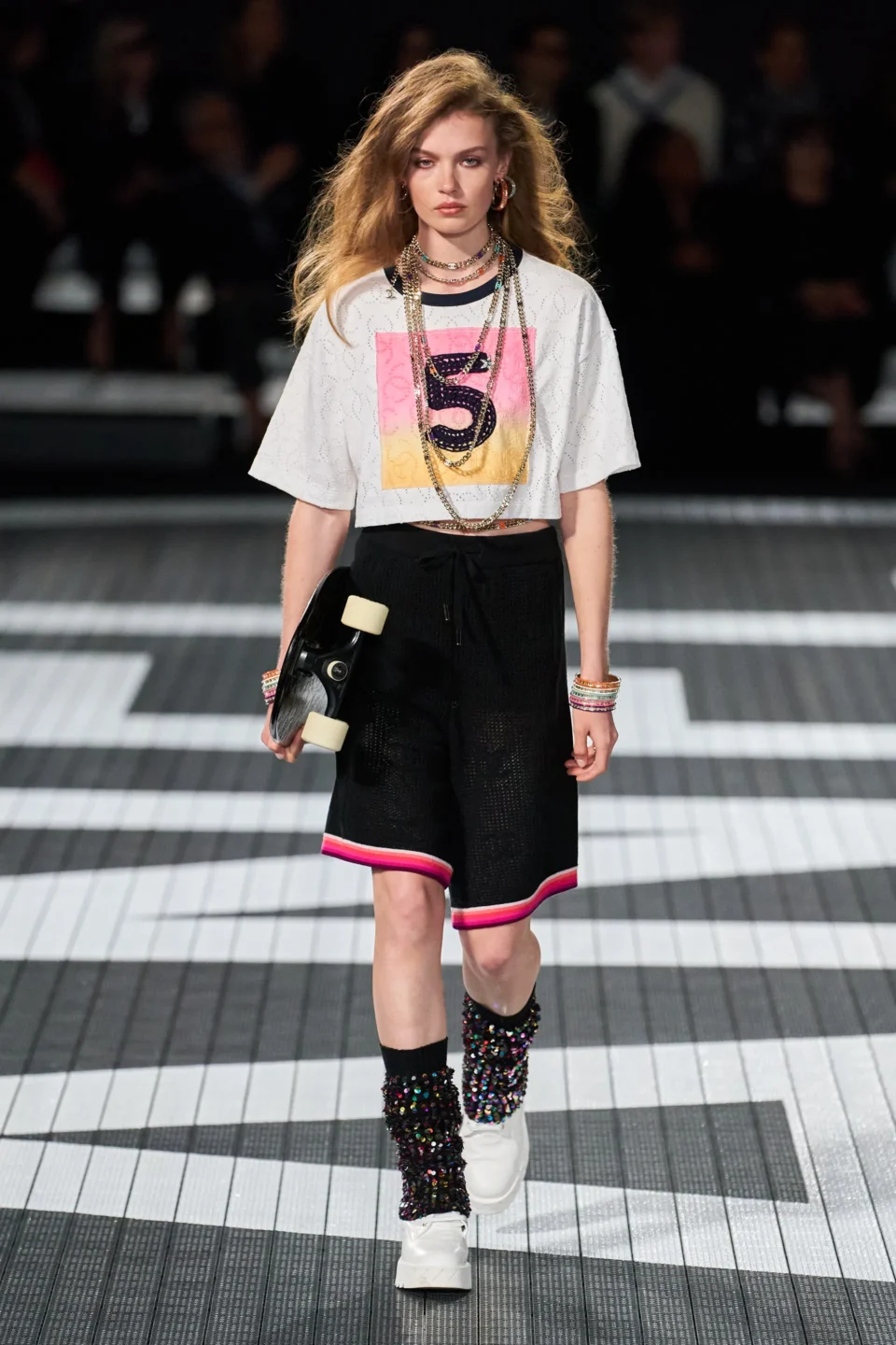 00027-chanel-resort-2024-credit-gorunway