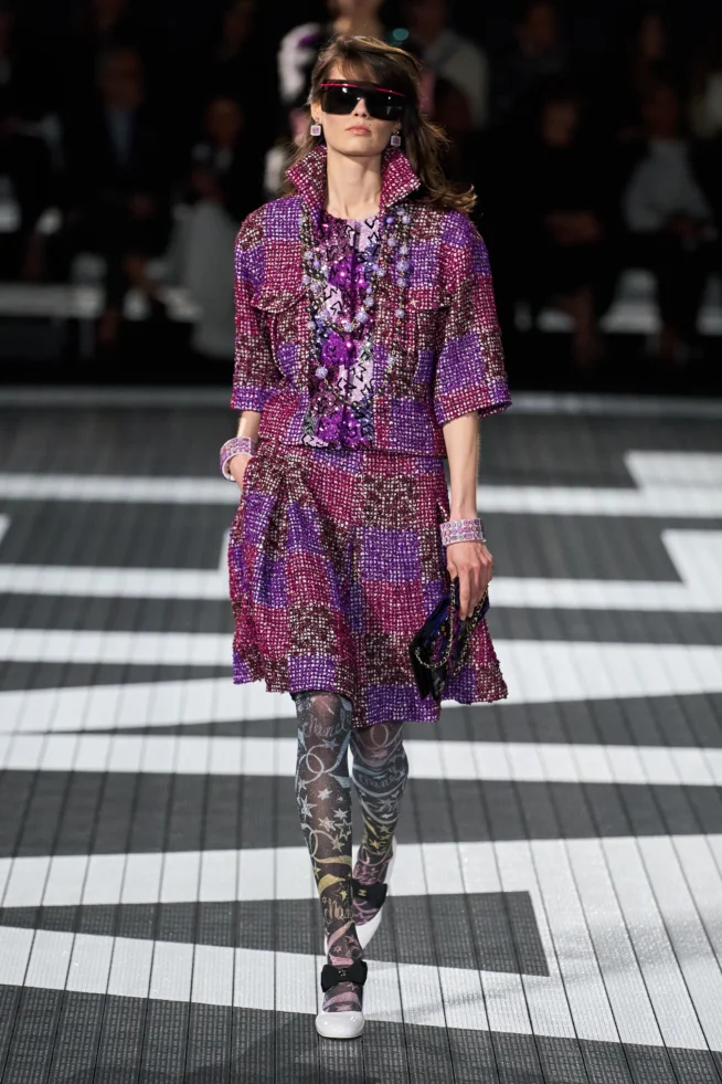00040-chanel-resort-2024-credit-gorunway