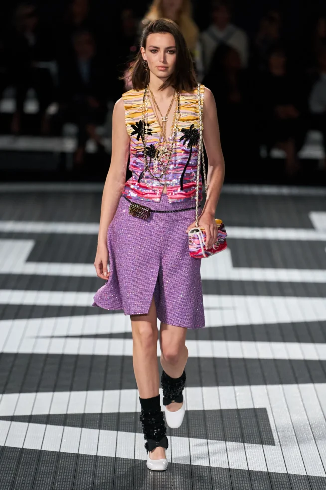 00045-chanel-resort-2024-credit-gorunway