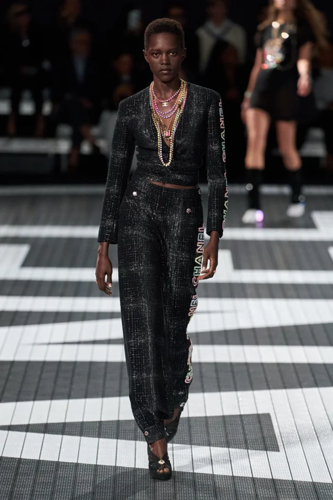 00058-chanel-resort-2024-credit-gorunway