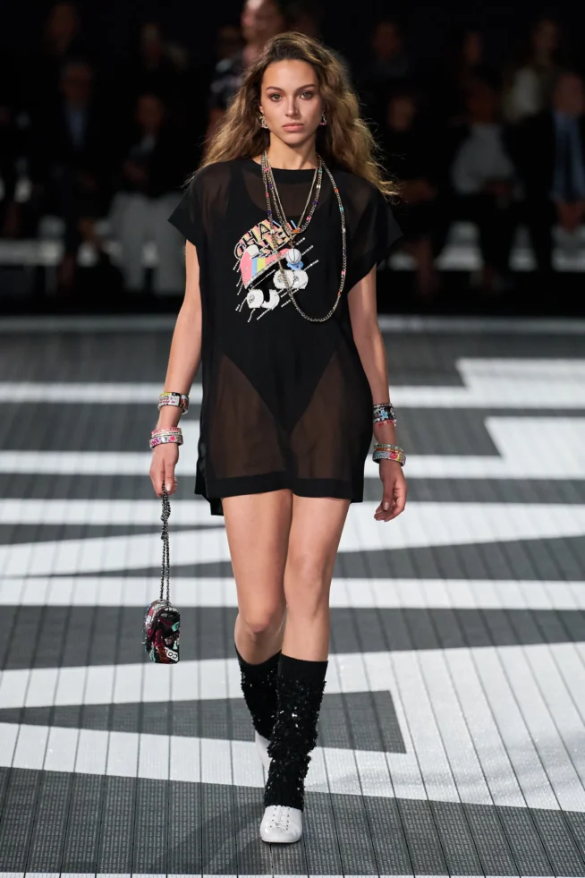 00059-chanel-resort-2024-credit-gorunway