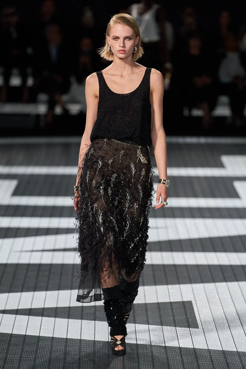 00062-chanel-resort-2024-credit-gorunway