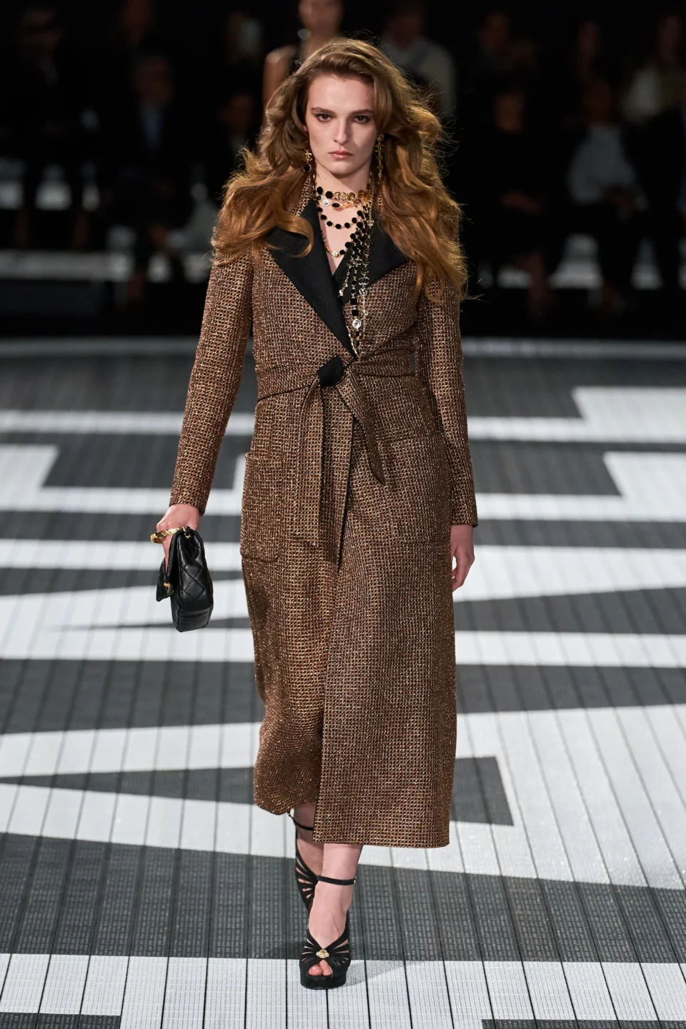 00067-chanel-resort-2024-credit-gorunway