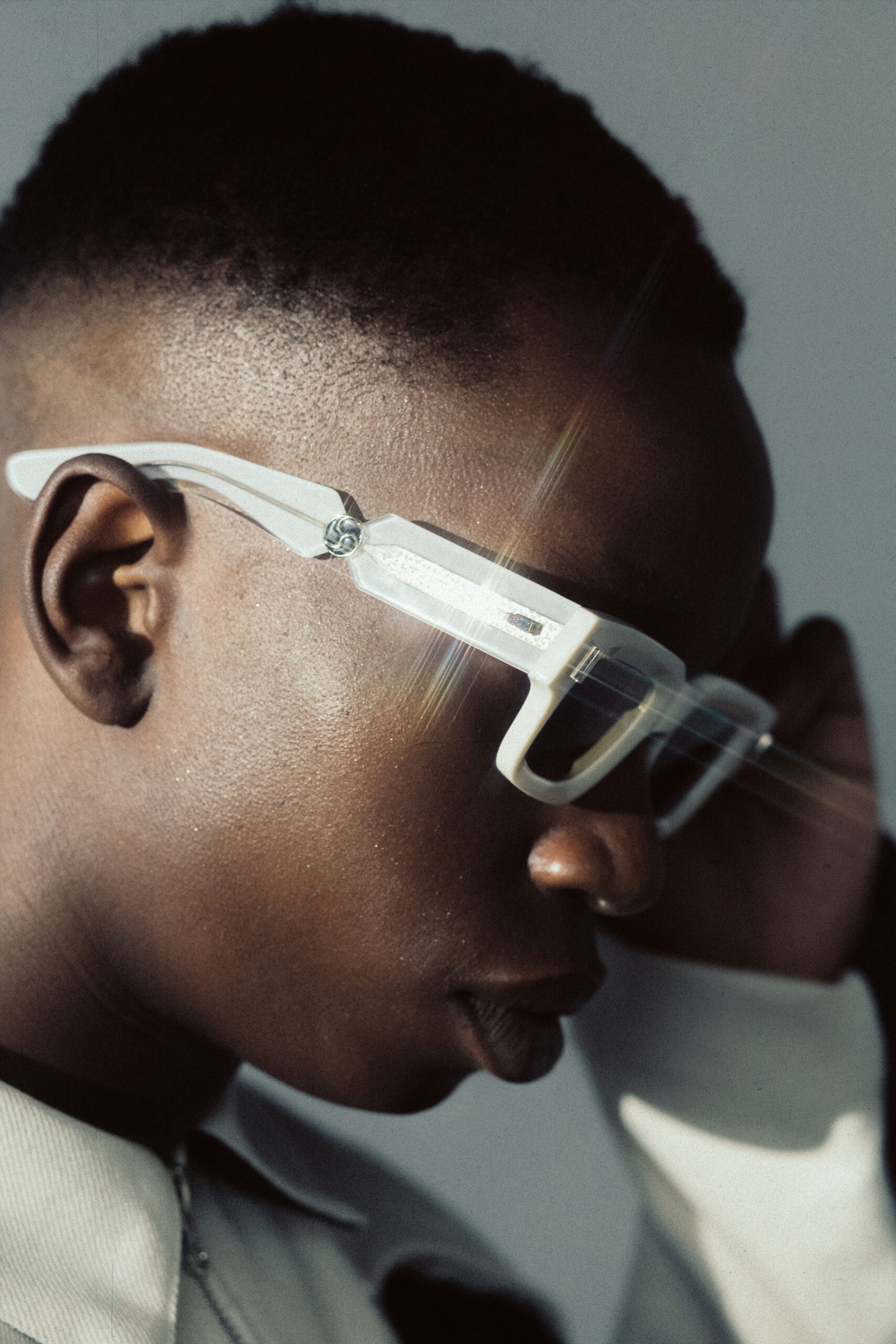 PACE se junta à AKILA para lançar segunda colaboração de óculos


Modelo Ares tem acetato bio-based italiano, em três modelos diferentes fabricados no Japão