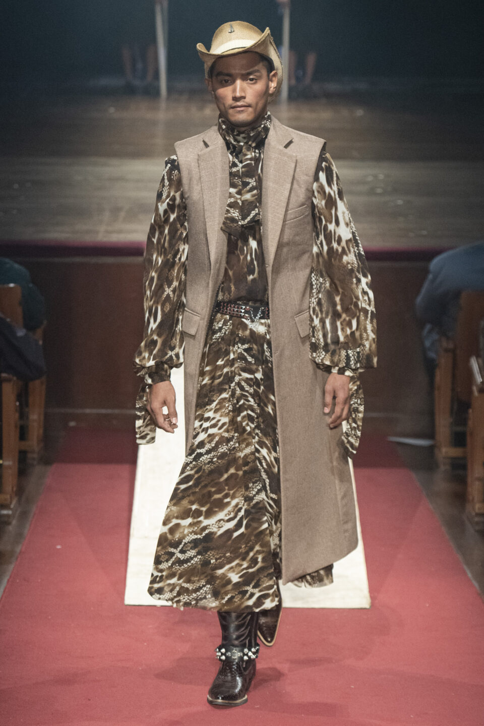 João Pimenta_
SPFW N55-
Teatro Municipal

Foto: Marcelo Soubhia / @agfotosite