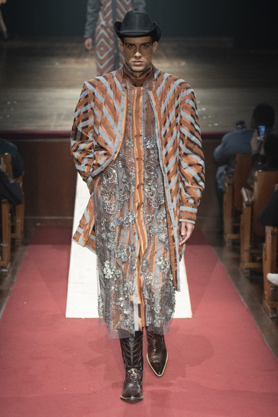 João Pimenta_
SPFW N55-
Teatro Municipal

Foto: Marcelo Soubhia / @agfotosite