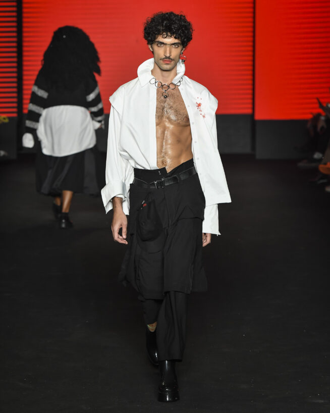 Led

SPFW N55

Foto: Ze Takahashi / @agfotosite