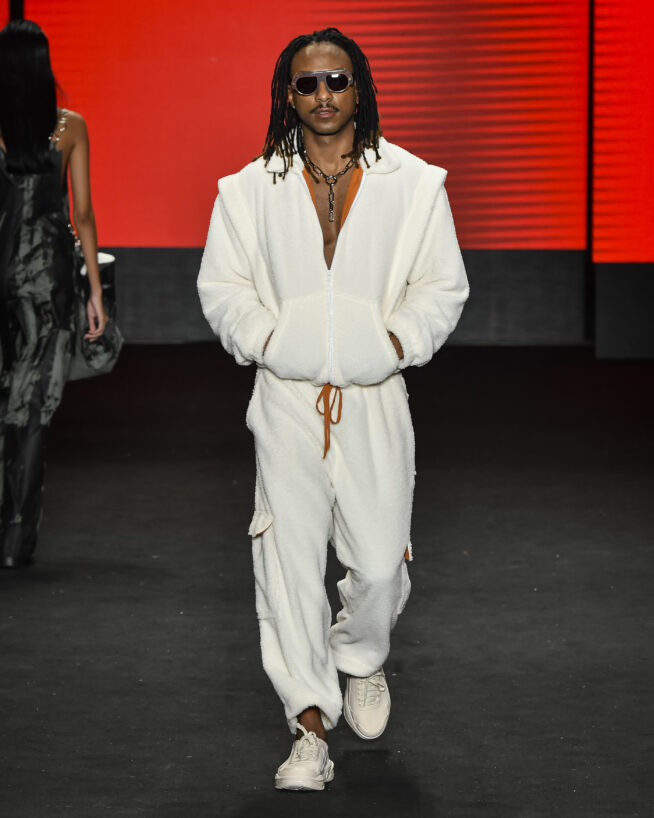 Led

SPFW N55

Foto: Ze Takahashi / @agfotosite
