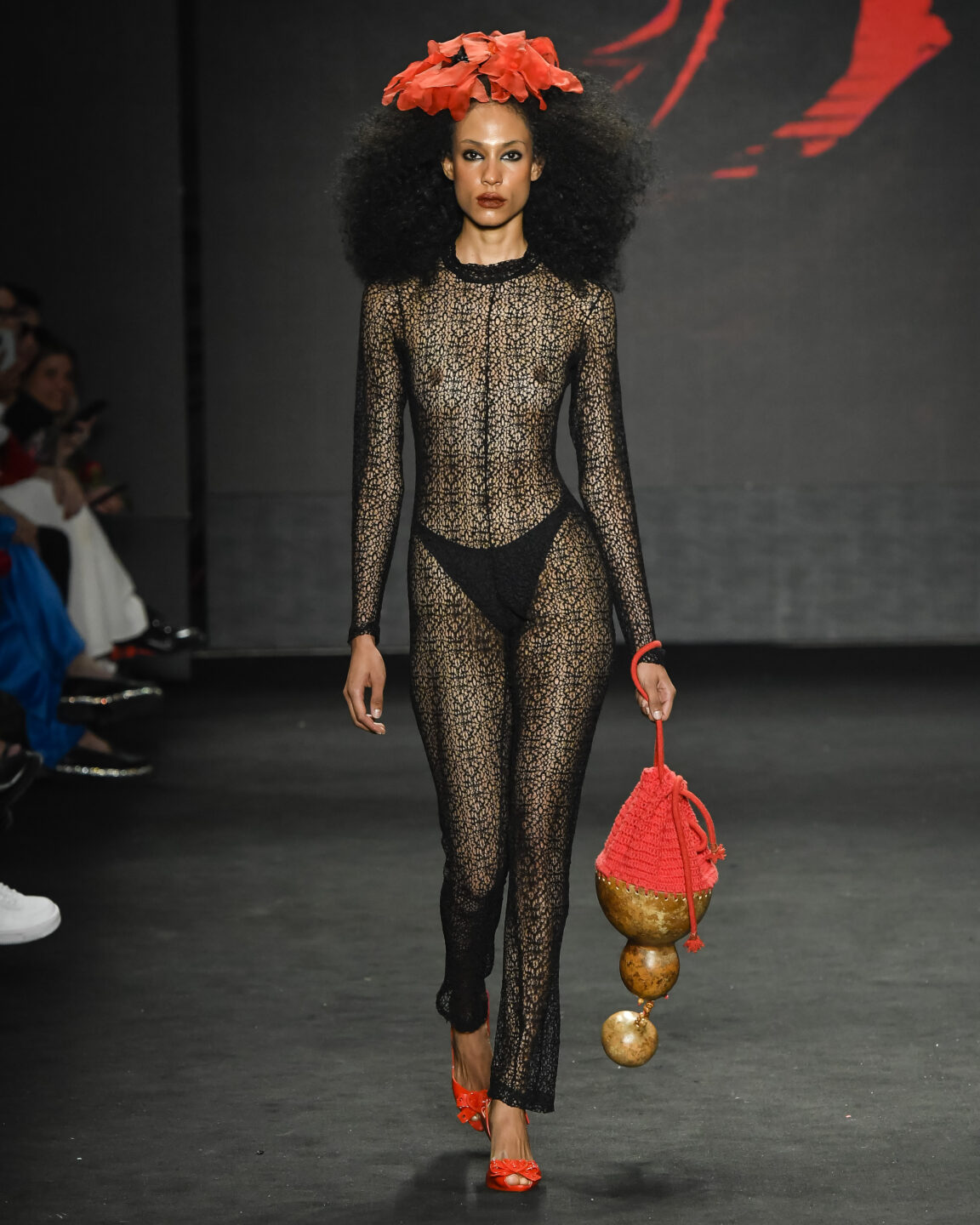 Santa Resistencia

SPFW N55

Foto: Ze Takahashi / @agfotosite
