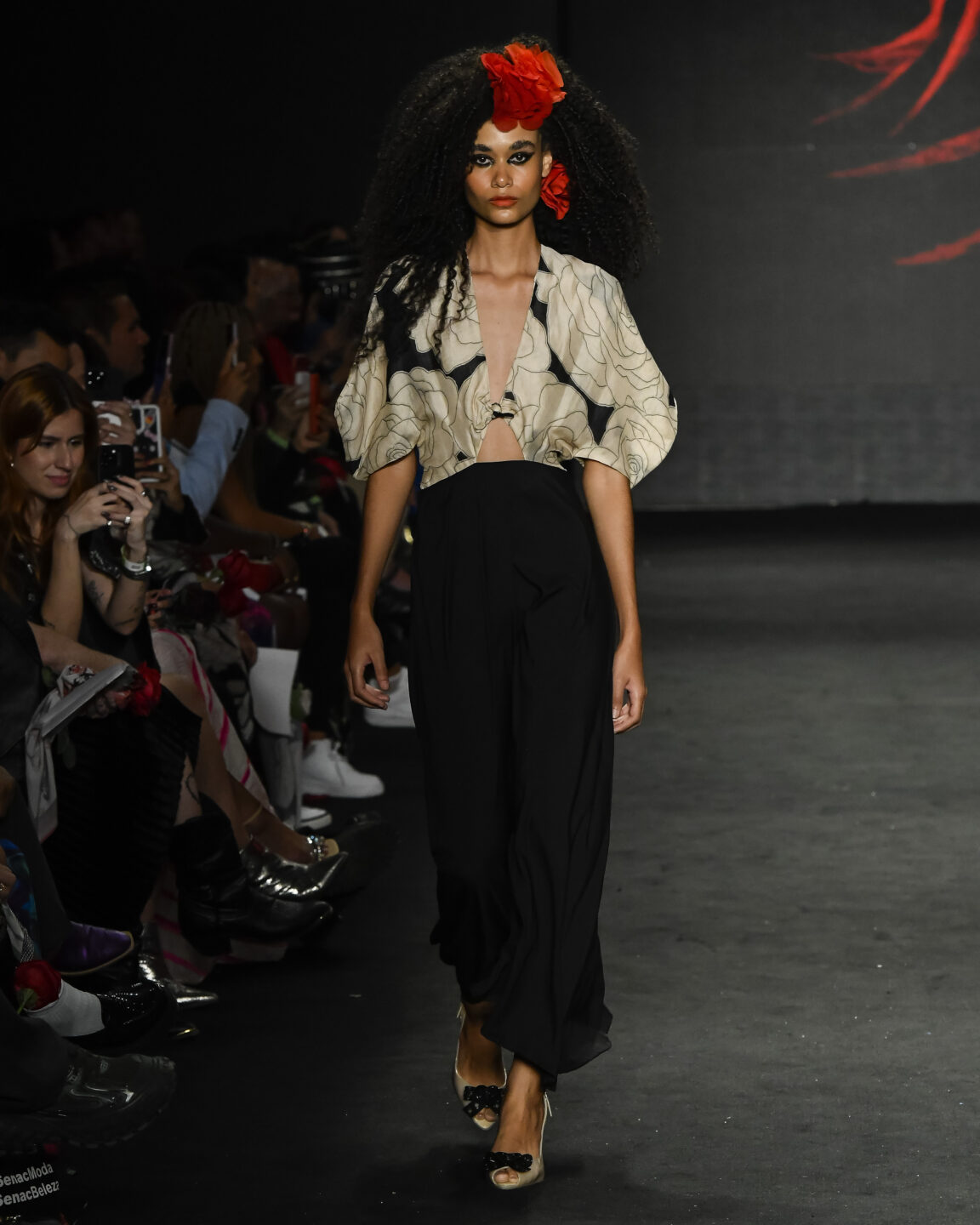 Santa Resistencia

SPFW N55

Foto: Ze Takahashi / @agfotosite