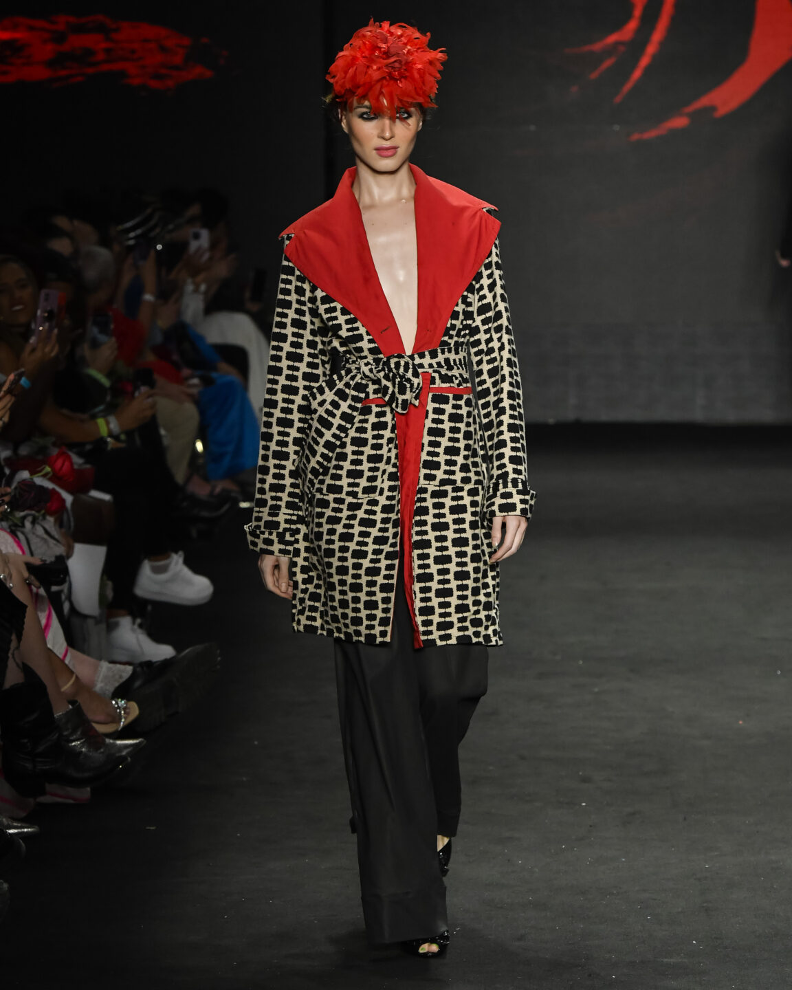 Santa Resistencia

SPFW N55

Foto: Ze Takahashi / @agfotosite