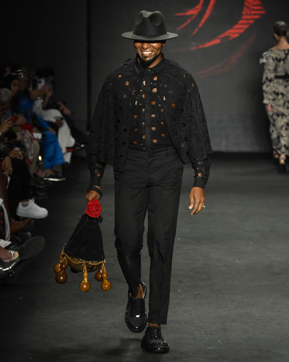Santa Resistencia

SPFW N55

Foto: Ze Takahashi / @agfotosite