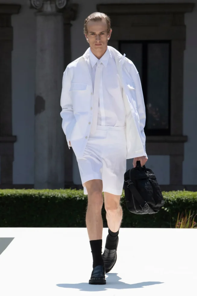 00002-valentino-spring-2024-menswear-credit-brand