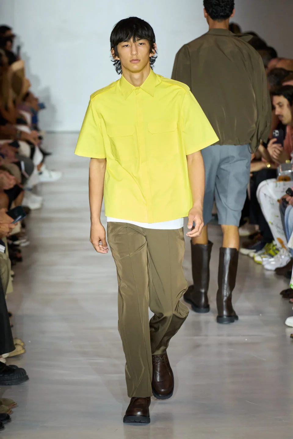 00004-neil-barrett-spring-2024-menswear-credit-gorunway