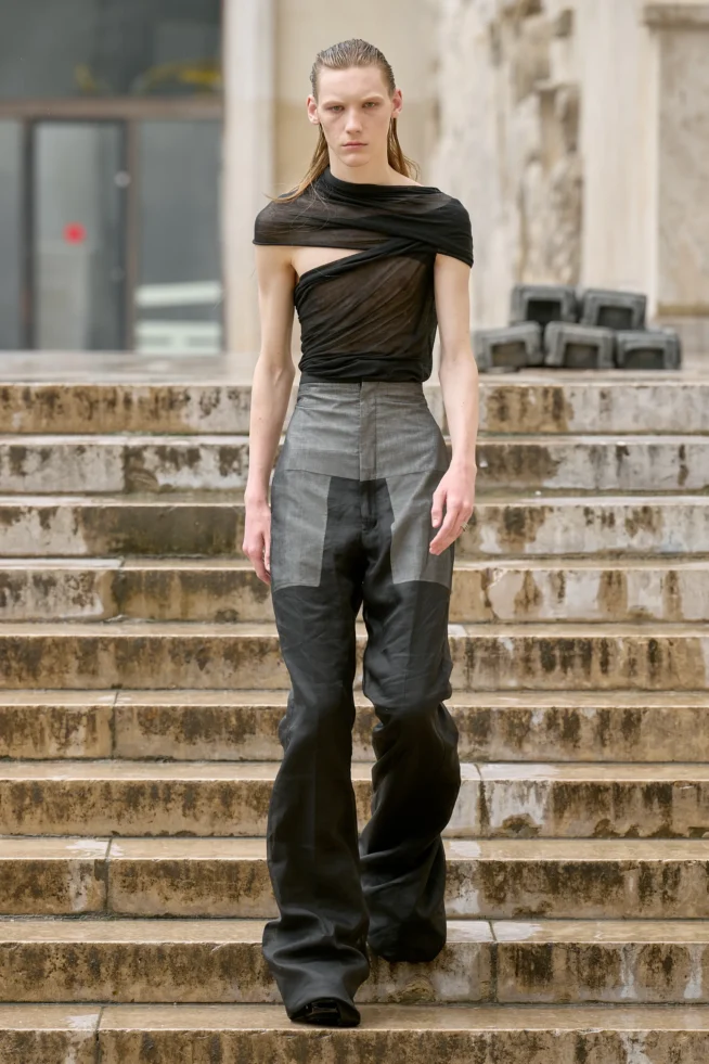 00004-rick-owens-spring-2024-menswear-credit-gorunway