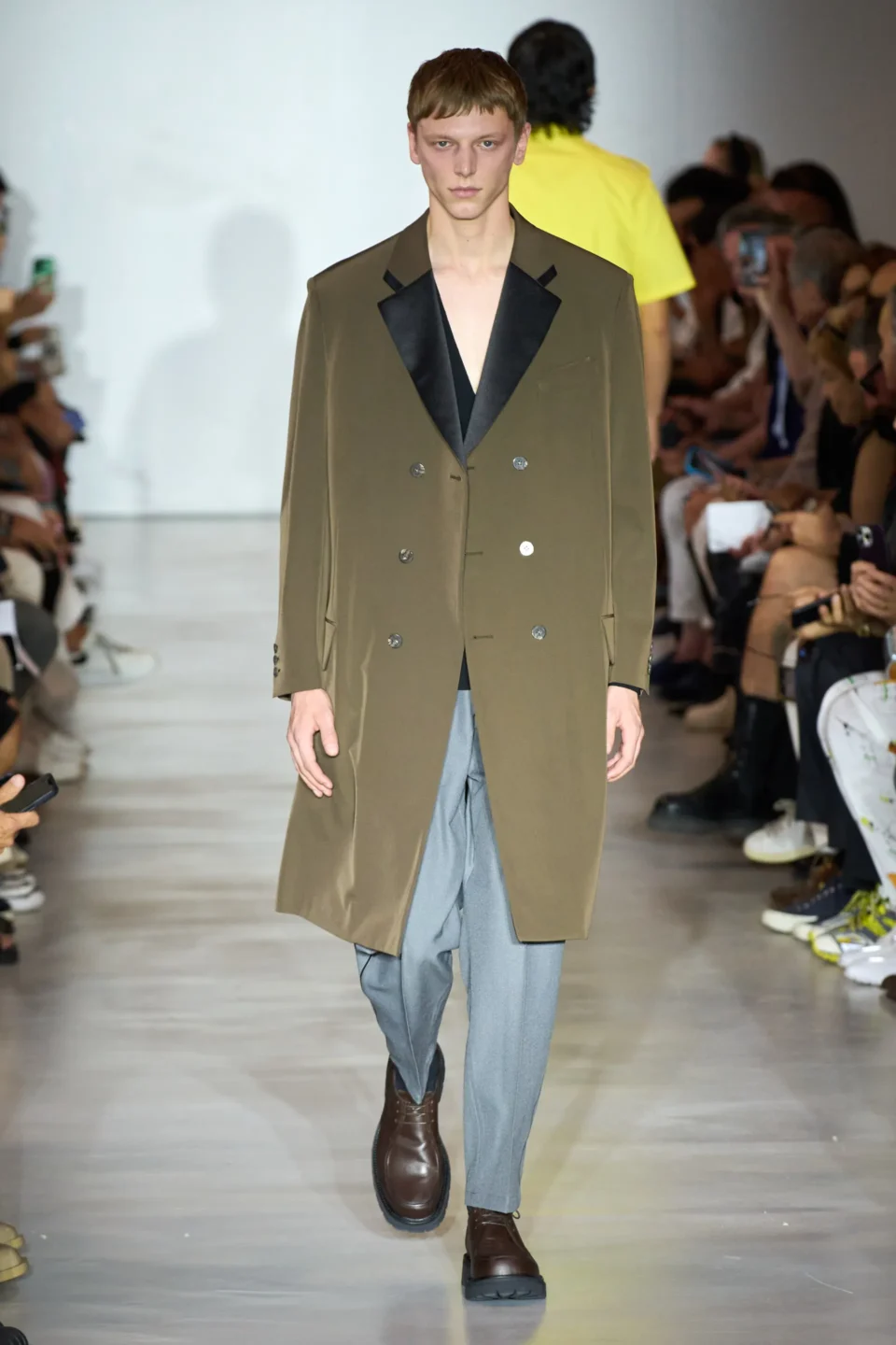 00005-neil-barrett-spring-2024-menswear-credit-gorunway