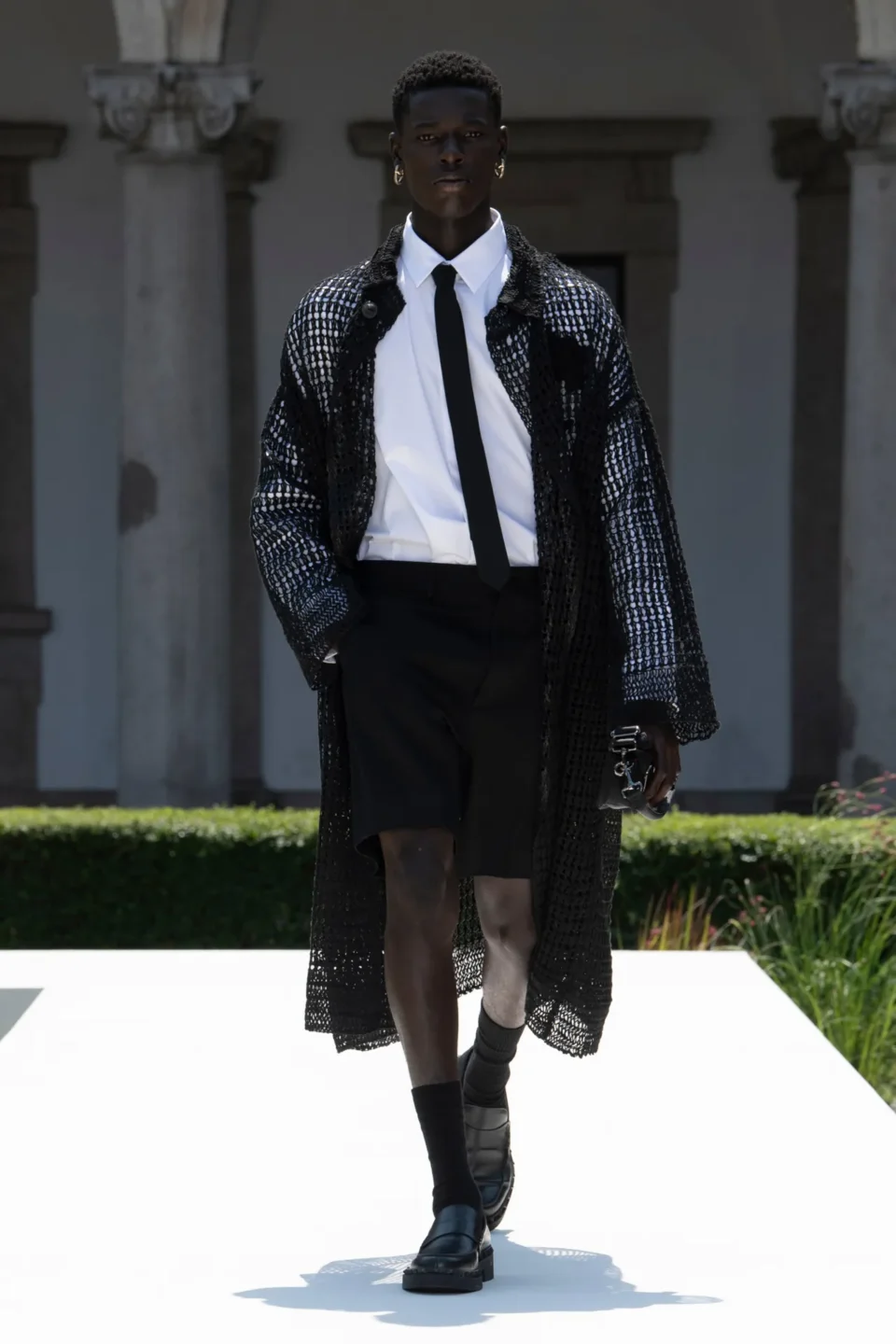 00007-valentino-spring-2024-menswear-credit-brand