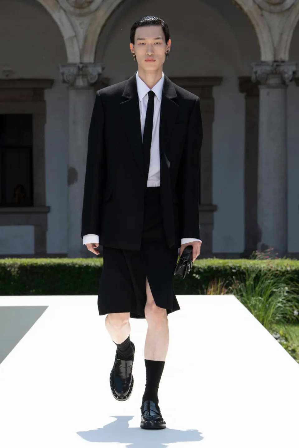 00008-valentino-spring-2024-menswear-credit-brand