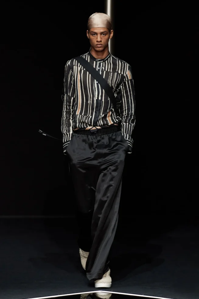 00011-emporio-armani-spring-2024-menswear-credit-gorunway