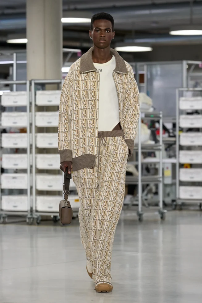 00014-fendi-spring-2024-menswear-credit-gorunway