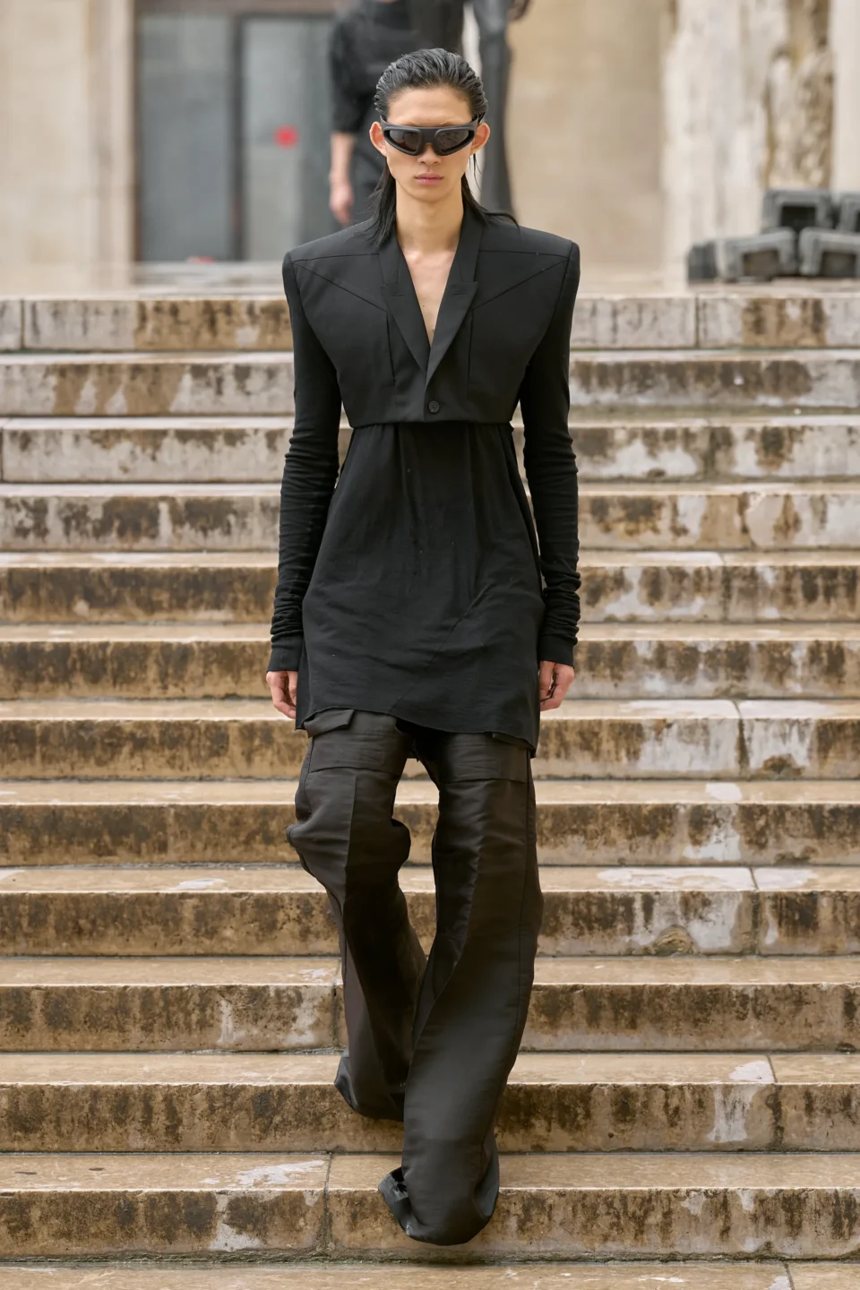 00016-rick-owens-spring-2024-menswear-credit-gorunway