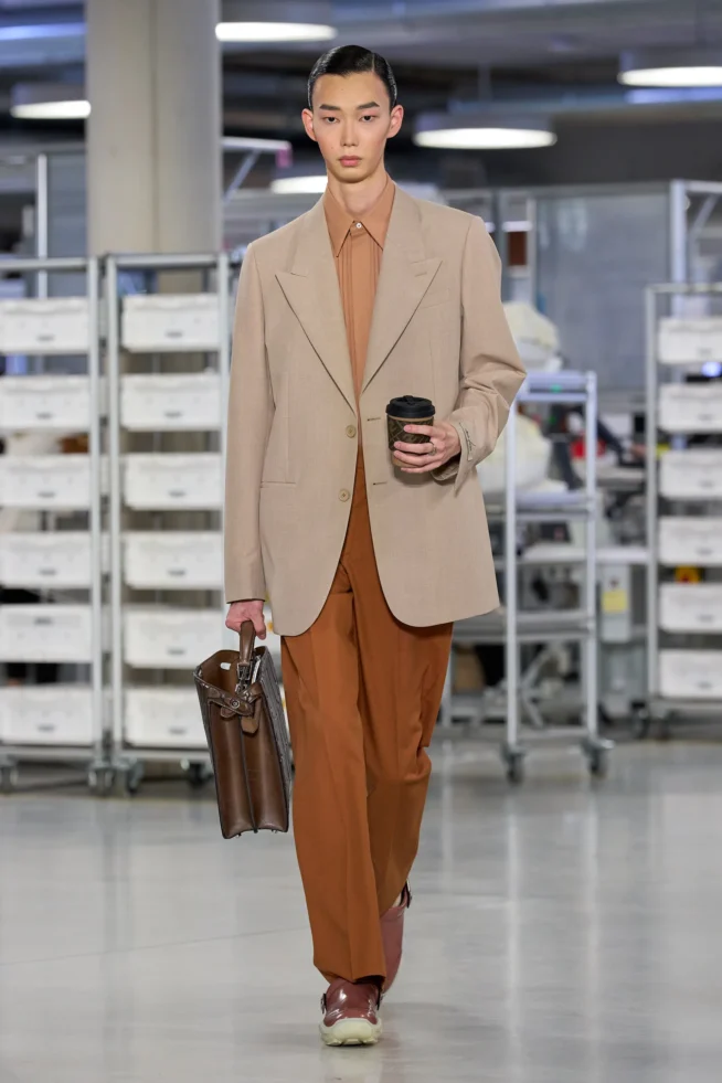 00019-fendi-spring-2024-menswear-credit-gorunway