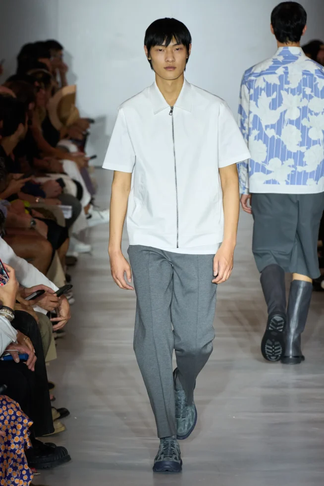 00019-neil-barrett-spring-2024-menswear-credit-gorunway