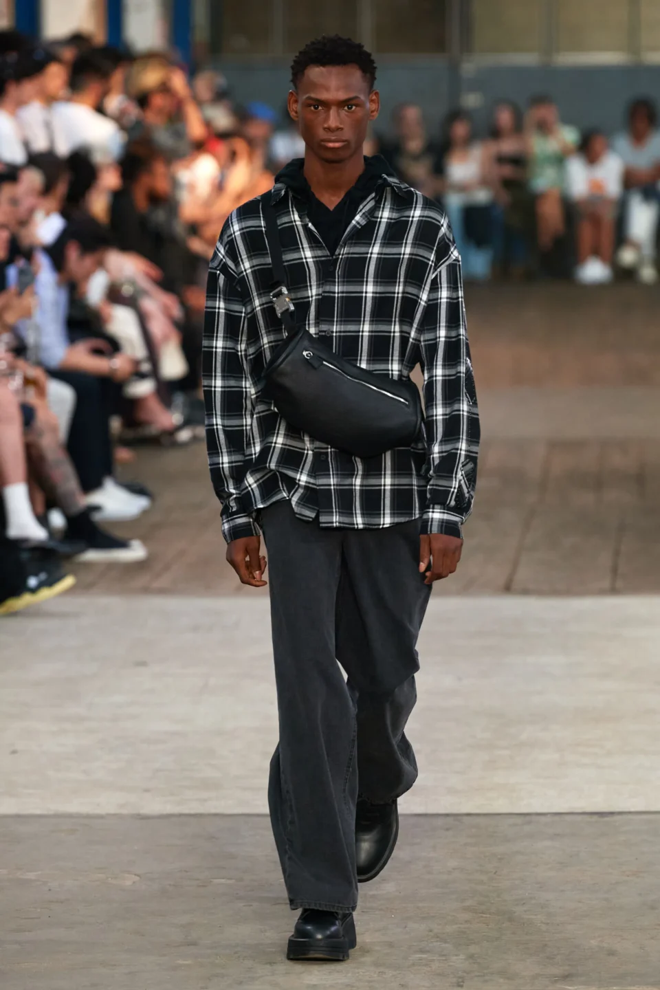 00020-1017-alyx-9sm-spring-2024-menswear-credit-gorunway