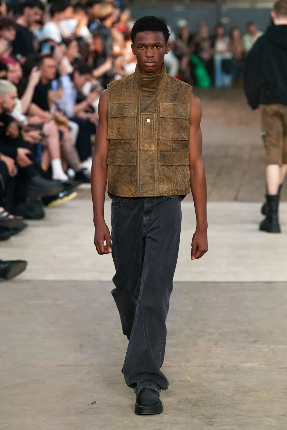 00021-1017-alyx-9sm-spring-2024-menswear-credit-gorunway
