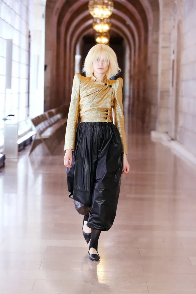 00022-marc-jacobs-fall-2023--ready-to-wear-credit-brand