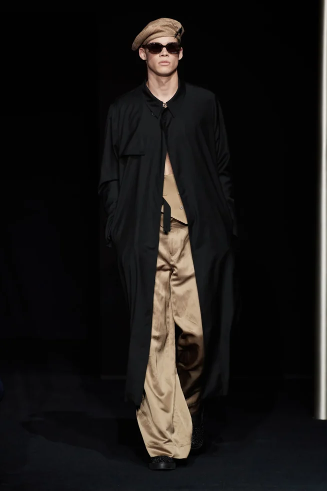 00023-emporio-armani-spring-2024-menswear-credit-gorunway