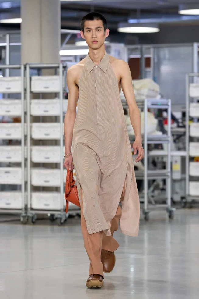 00023-fendi-spring-2024-menswear-credit-gorunway