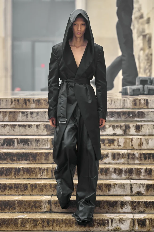 00024-rick-owens-spring-2024-menswear-credit-gorunway