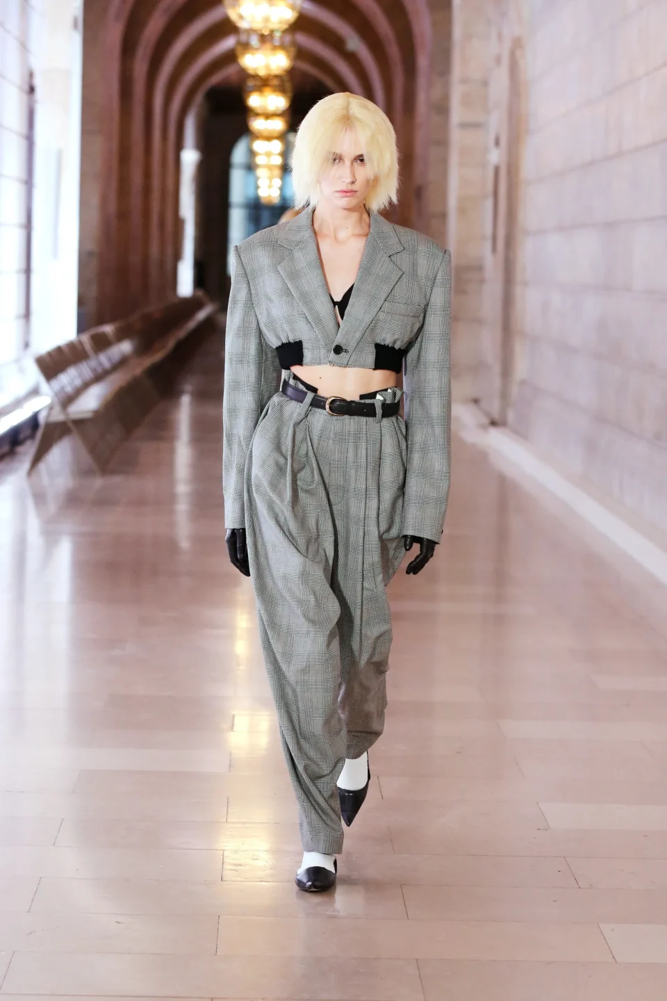 00025-marc-jacobs-fall-2023--ready-to-wear-credit-brand