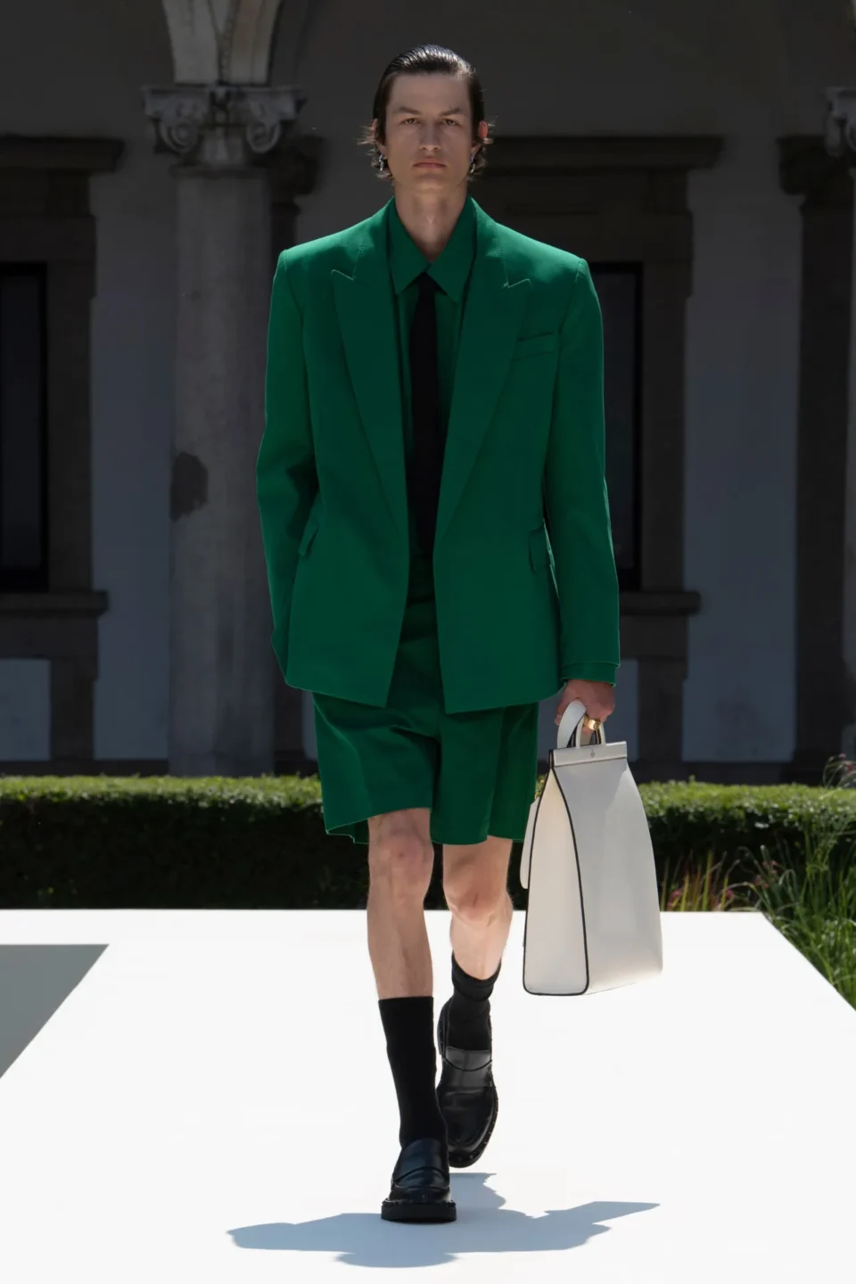 00025-valentino-spring-2024-menswear-credit-brand