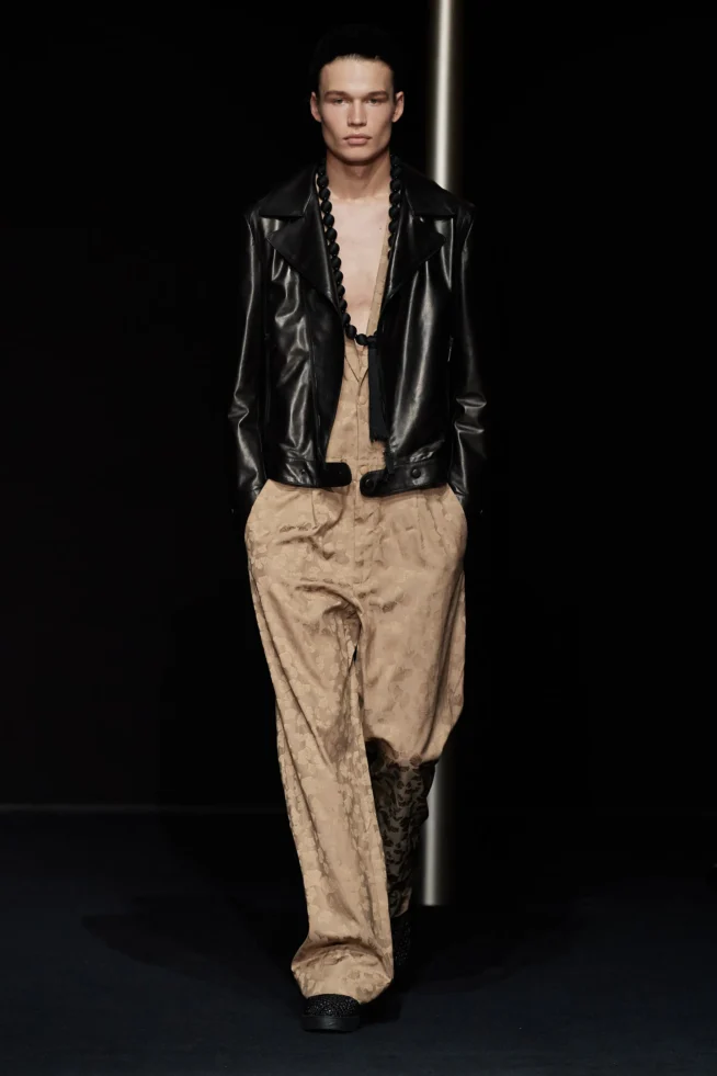 00026-emporio-armani-spring-2024-menswear-credit-gorunway