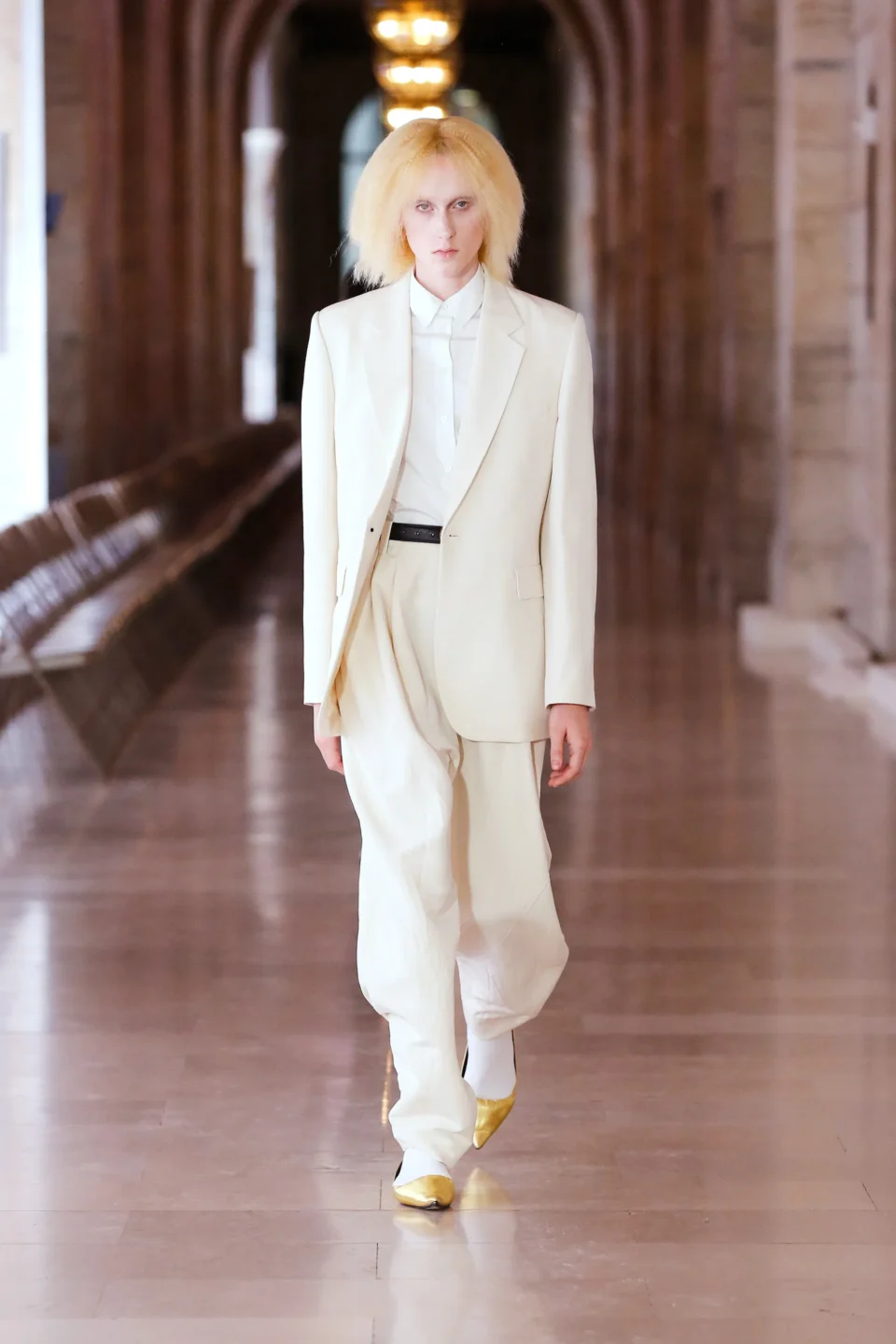 00026-marc-jacobs-fall-2023--ready-to-wear-credit-brand