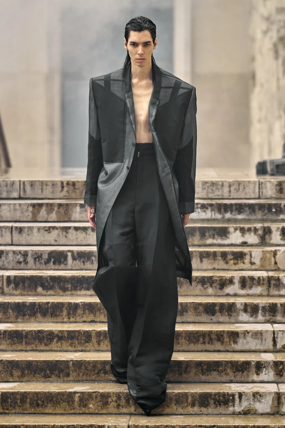 00027-rick-owens-spring-2024-menswear-credit-gorunway