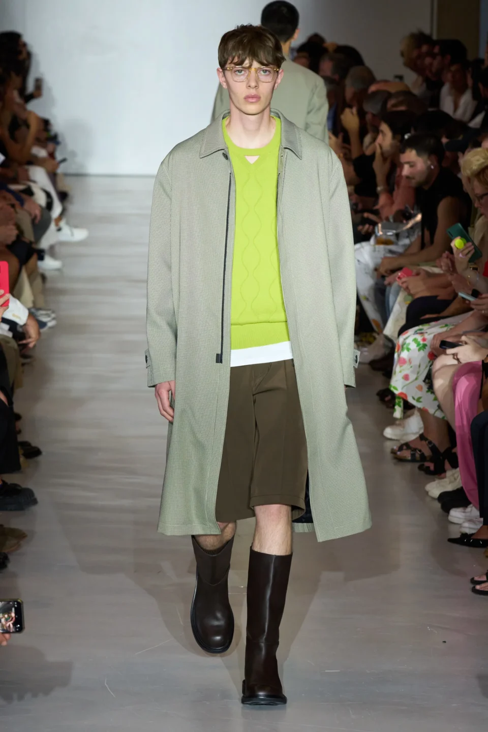 00028-neil-barrett-spring-2024-menswear-credit-gorunway