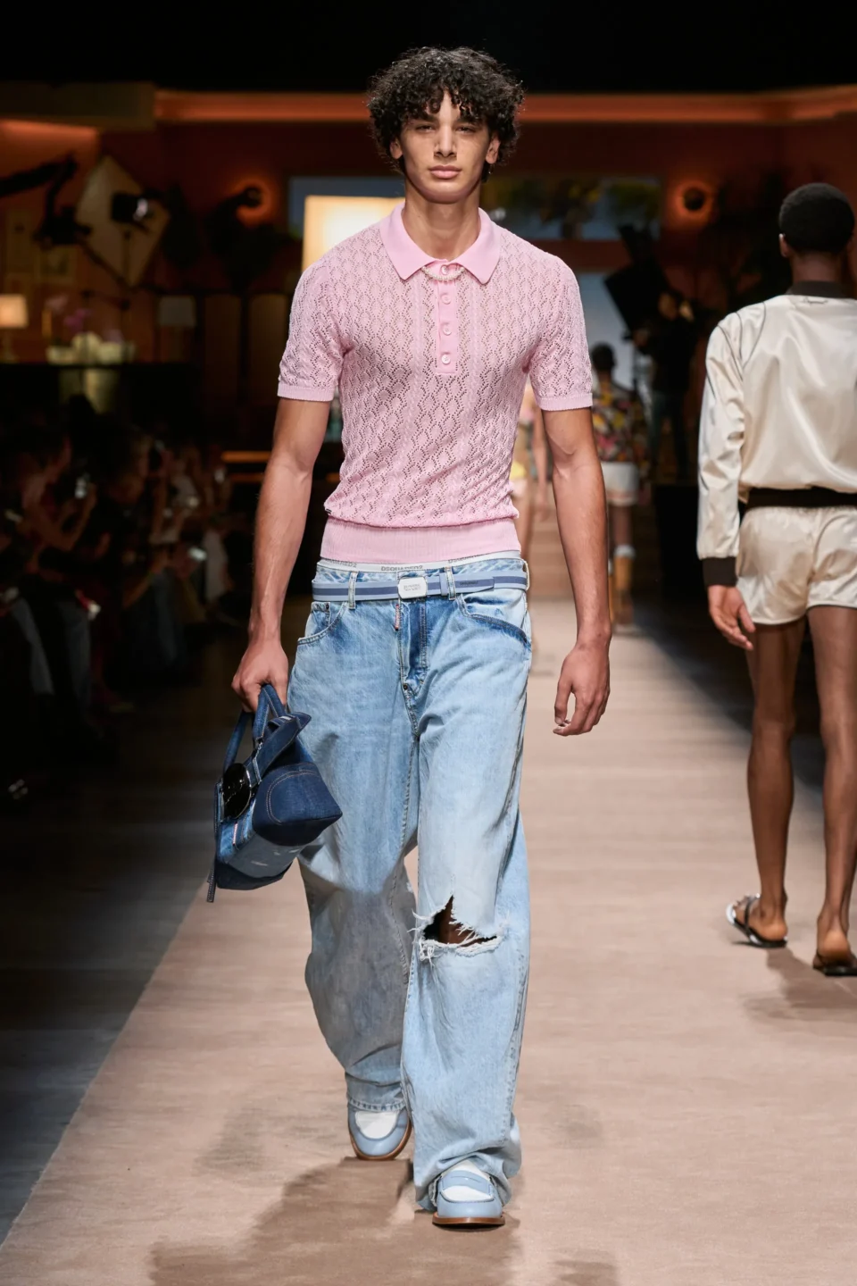 00031-dsquared2-spring-2024-menswear-credit-gorunway