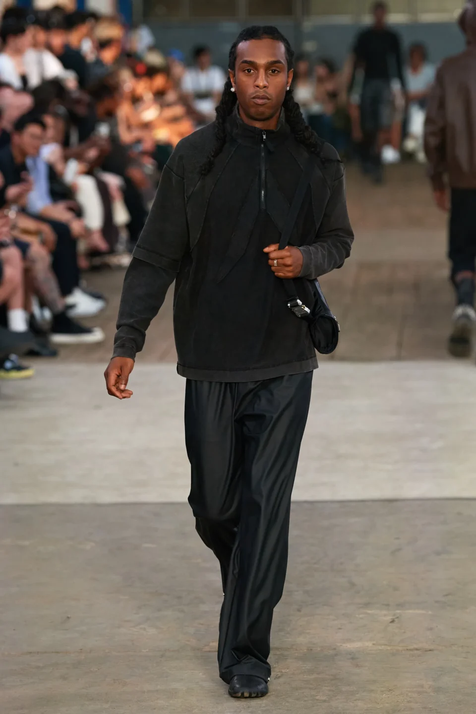 00032-1017-alyx-9sm-spring-2024-menswear-credit-gorunway