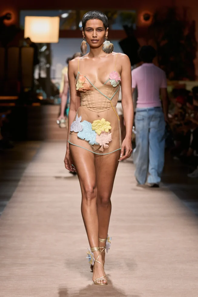 00032-dsquared2-spring-2024-menswear-credit-gorunway