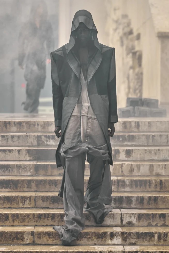 00032-rick-owens-spring-2024-menswear-credit-gorunway