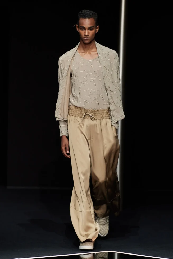 00034-emporio-armani-spring-2024-menswear-credit-gorunway